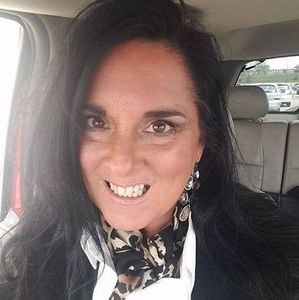 Meet your Posher, Rhonda